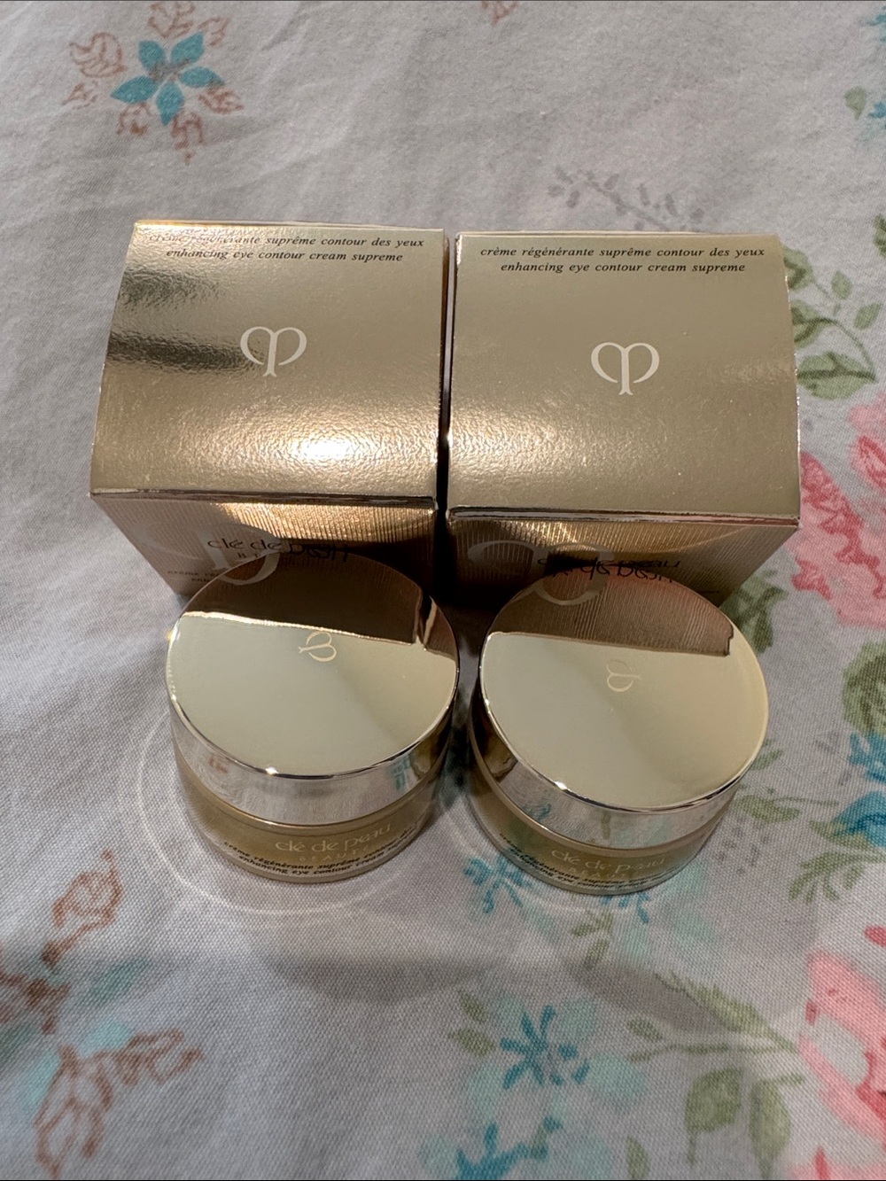 cle de peau Beauté Eye Cream set of 2 - Picture 3 of 4